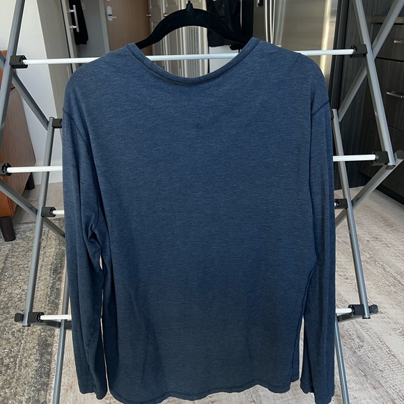 Lululemon Blue Long Sleeve Shirt - Picture 2 of 3